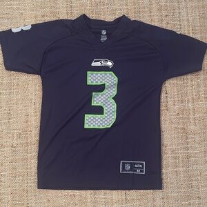 NFL Russell Wilson Seattle Seahawks Jersey size M (10-12)